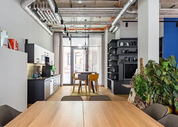 Numa Frankfurt Bloc Apartahotel 4*