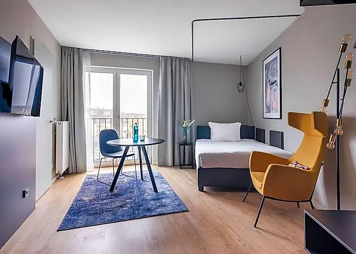 Numa Frankfurt Bloc 4*