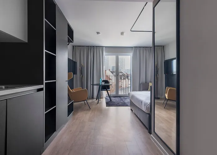 Numa Frankfurt Bloc 4*
