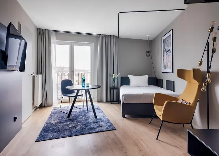 Numa Frankfurt Bloc 4*